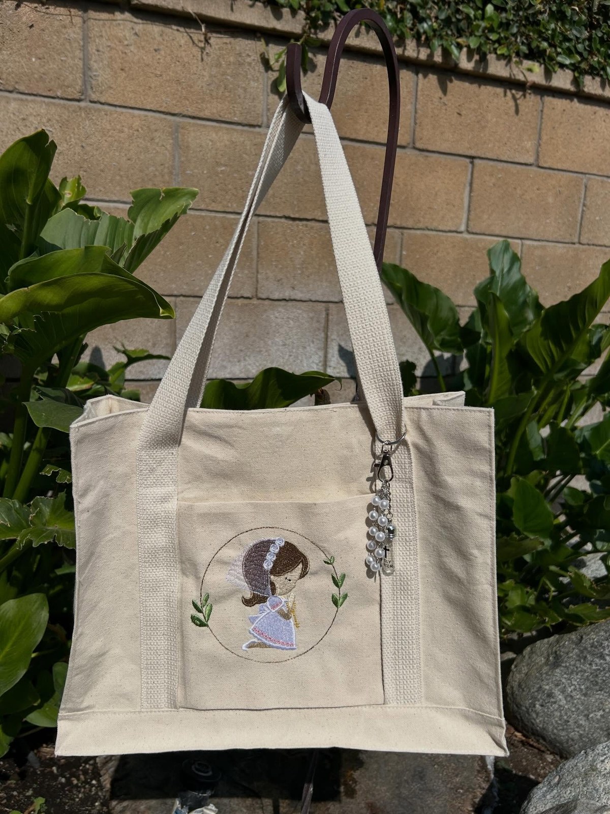 Custom embroidered tote from Ana's Creations