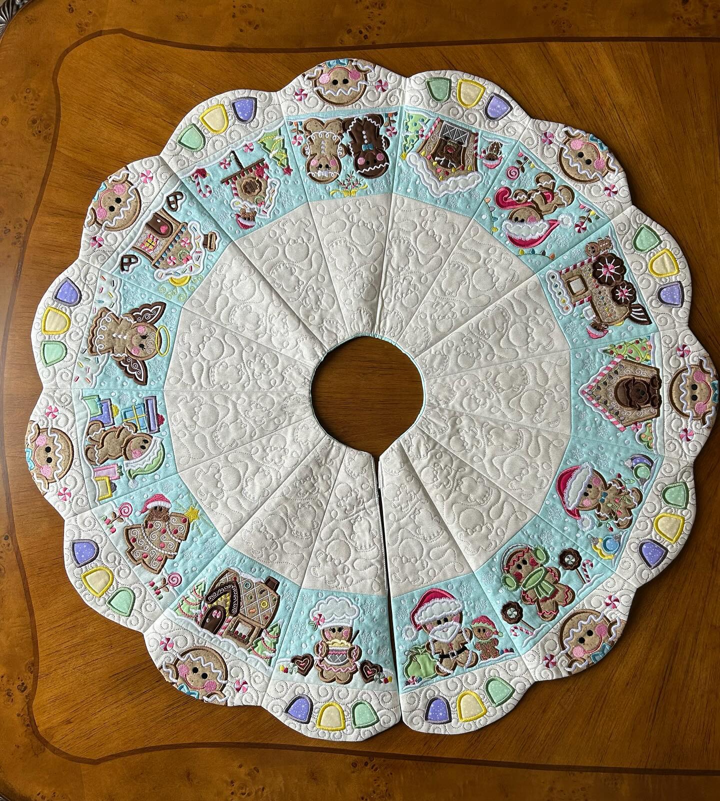 Gingerbread Christmas Tree Skirt